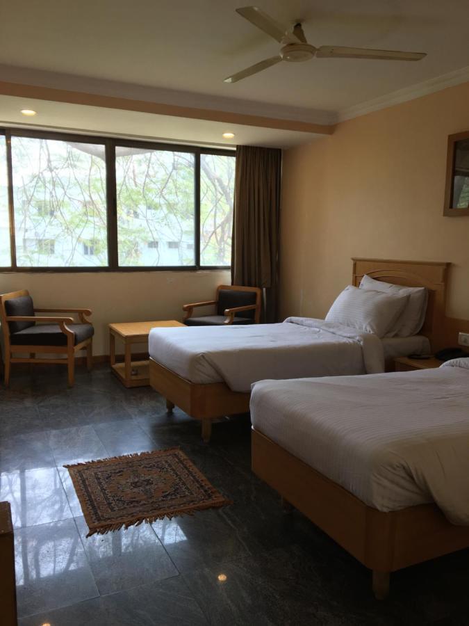 Asr Guesthouse Тирупати Екстериор снимка