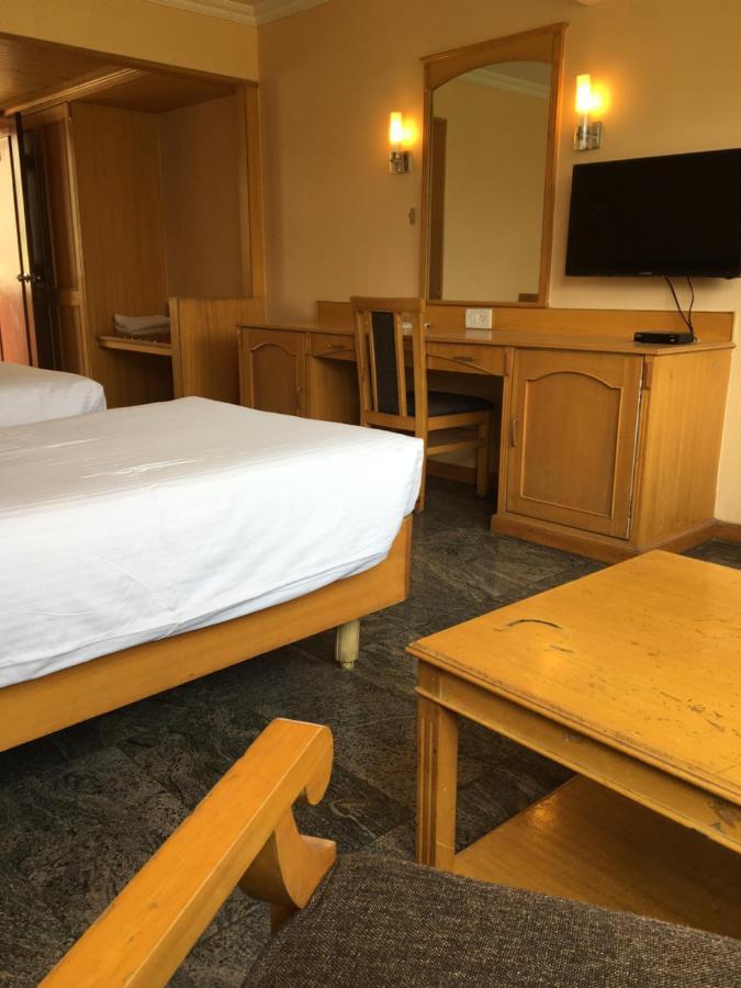 Asr Guesthouse Тирупати Екстериор снимка